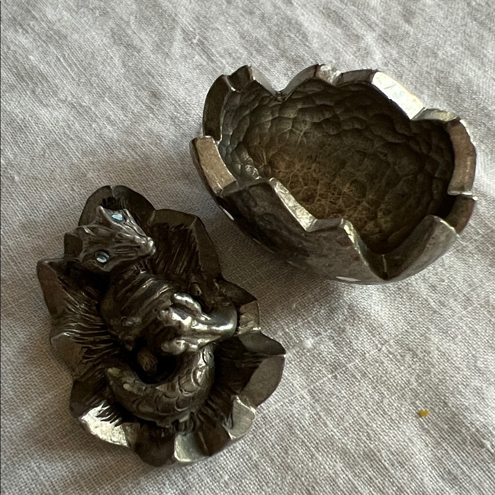 Vintage Pewter Rawcliffe 1992 RF1734 Hatch Baby Dragon Figurine.